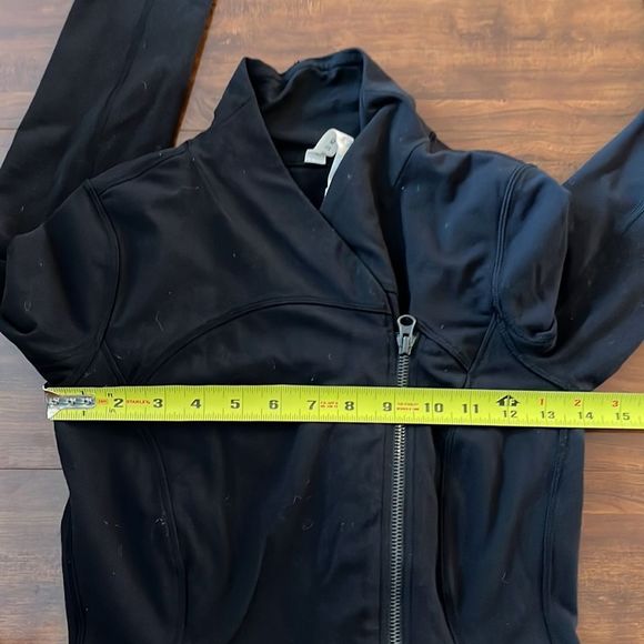 Lululemon zip sweater - Picture 9 of 9